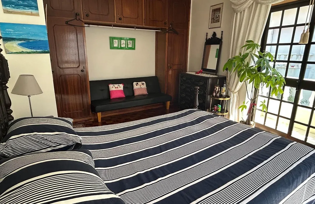 Spray B&B Sitio in Nazare, European style-1